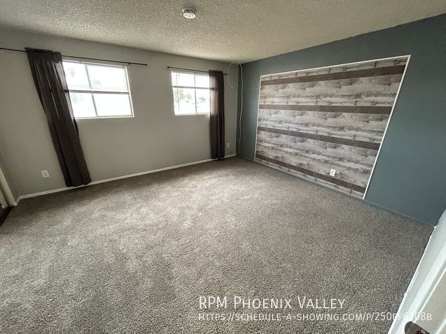 $500 OFF your 1st full month rent! 2Bm 2Ba townhome in the Heart of Phoenix property image