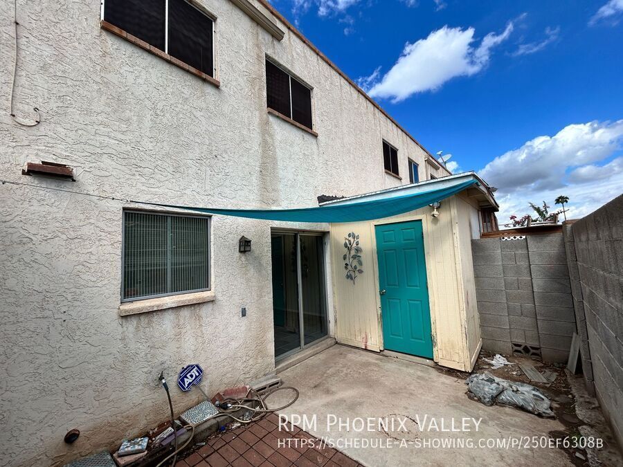 $500 OFF your 1st full month rent! 2Bm 2Ba townhome in the Heart of Phoenix property image