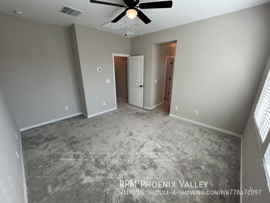 Modern 3-Bedroom Townhome in Gated Layton Lakes – Updated & Move-In Ready! property image