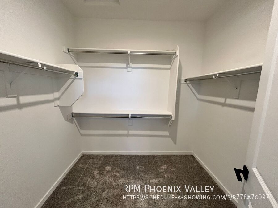 Modern 3-Bedroom Townhome in Gated Layton Lakes – Updated & Move-In Ready! property image