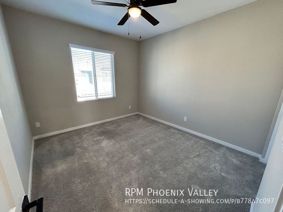 Modern 3-Bedroom Townhome in Gated Layton Lakes – Updated & Move-In Ready! property image