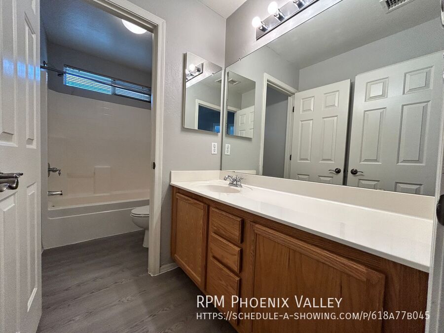 Gorgeous 4 Bed 2.5 Bath Pool Home Surprise *NEW* Flooring! property image