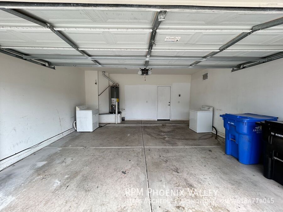 Gorgeous 4 Bed 2.5 Bath Pool Home Surprise *NEW* Flooring! property image