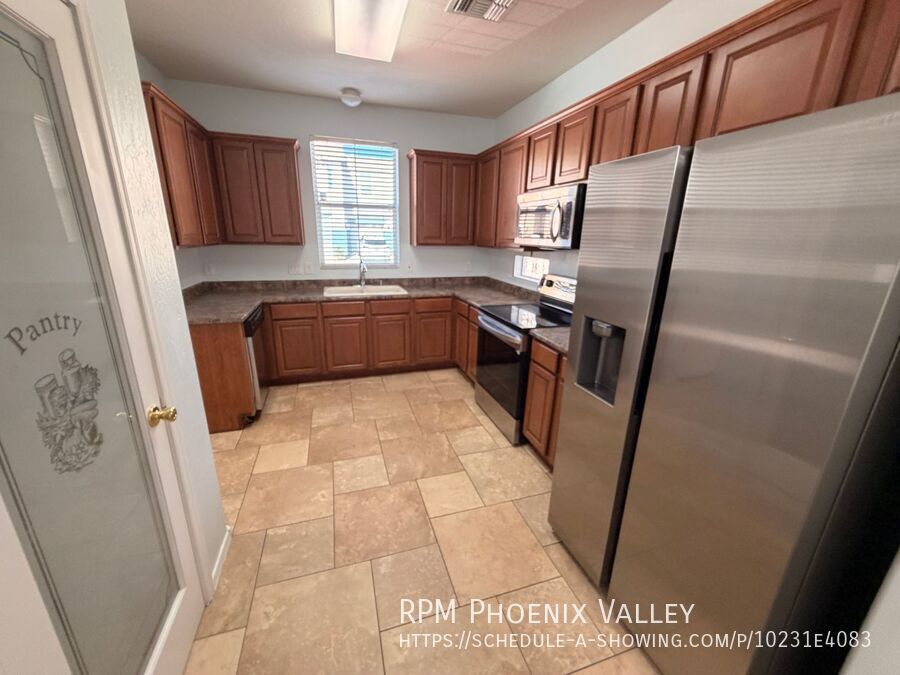 Two Story 3Bdm 2.5Ba Tolleson Home property image