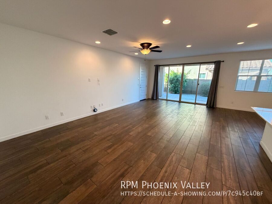 Modern 4-Bedroom 3-Bathroom Mesa Home Near Legacy Sports Park property image