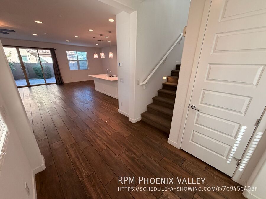 Modern 4-Bedroom 3-Bathroom Mesa Home Near Legacy Sports Park property image