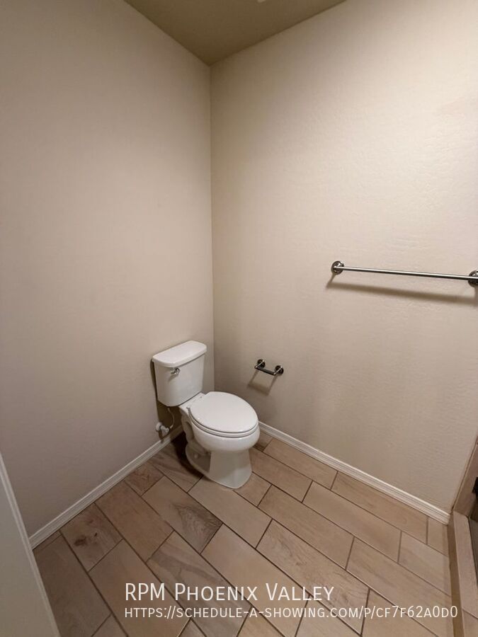 Ground Level 2/2 Condo, *Gated N. Scottsdale* Community w/2 Car Garage property image