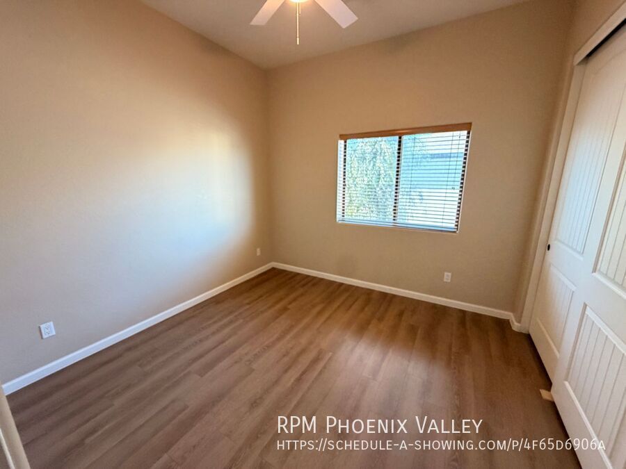 End Unit *Gated* Downtown Phx Townhome 2 Car Garage! property image