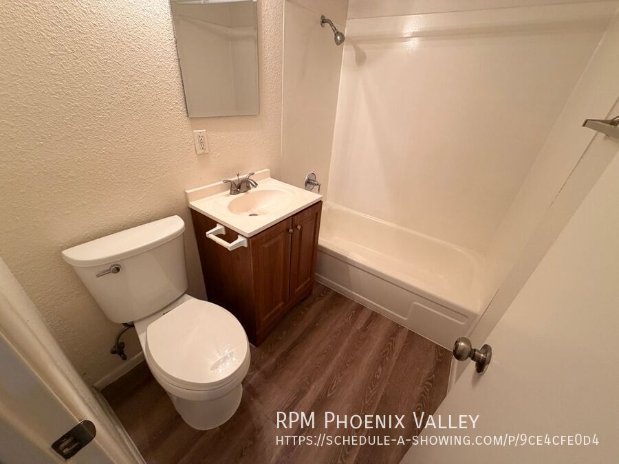 Cozy 1Bdm 1Ba Glendale Apartment property image