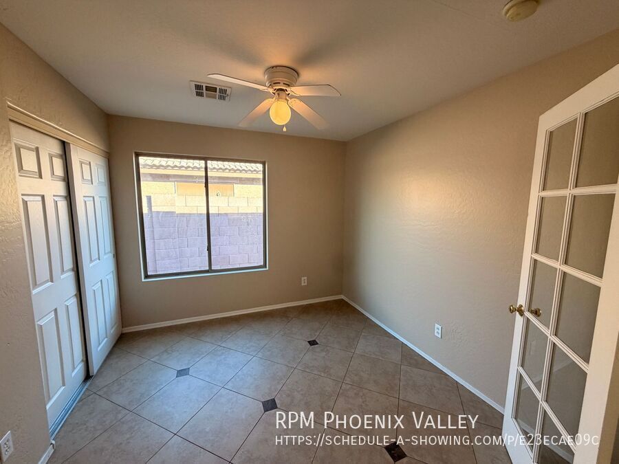 Gorgeous 3Bdm 2Ba Goodyear Home on a Cul-de-sac! *NO Carpets* property image