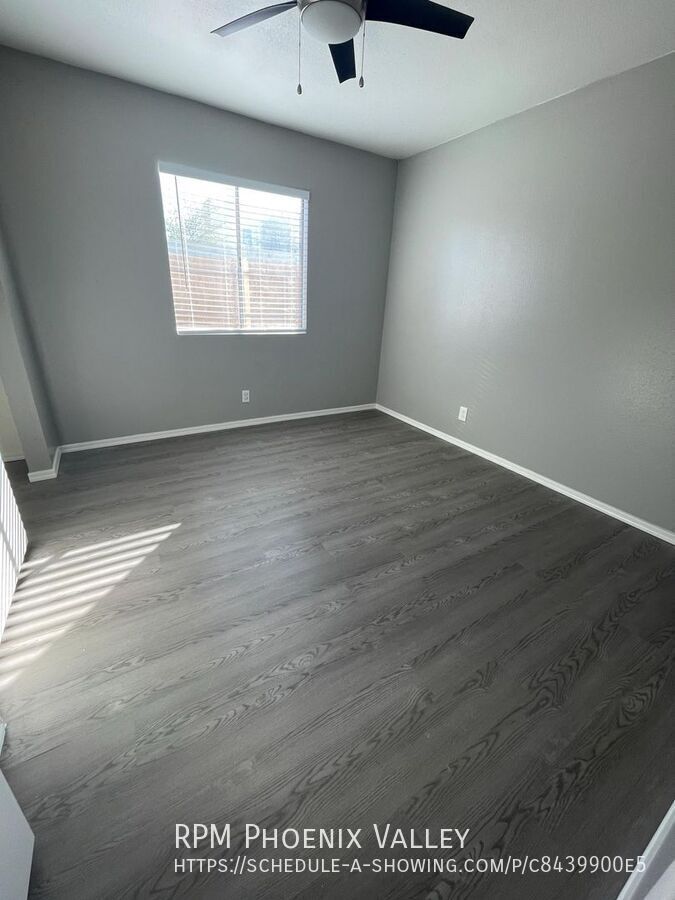 Updated Single Story 2Bdm - 2 Ba Glendale Unit with *NO Carpet* property image