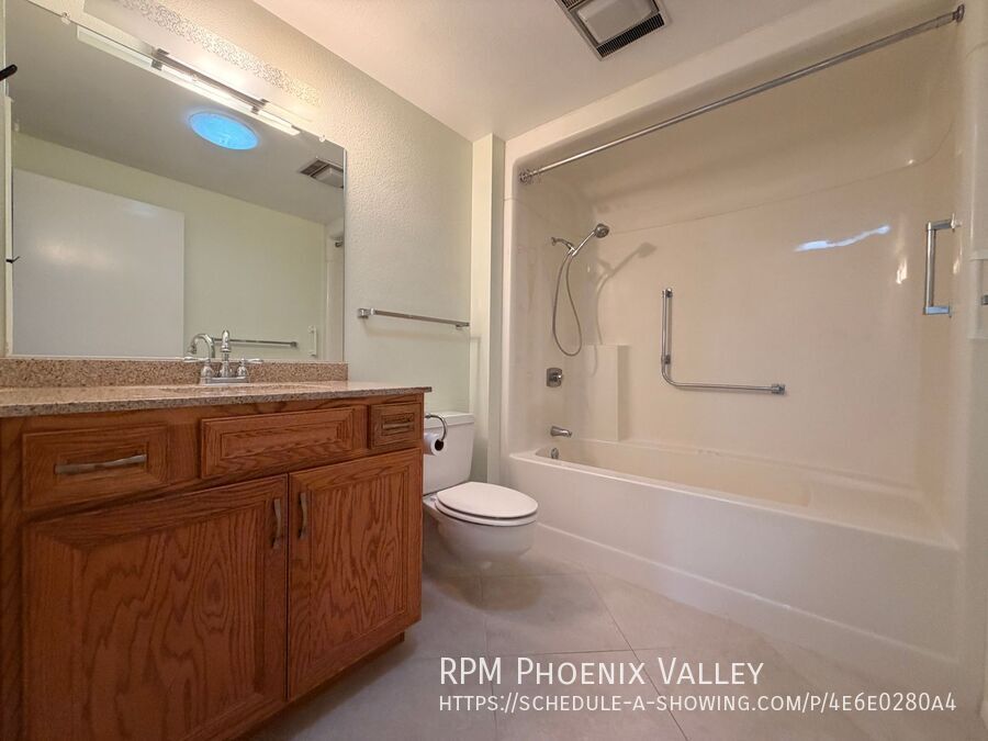 Large 2Bdm 2Ba Sun City Home property image