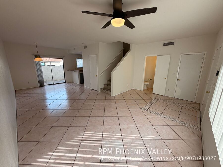 Charming 3Bed /2 Bath Chandler Townhome With *NO* Carpet! property image
