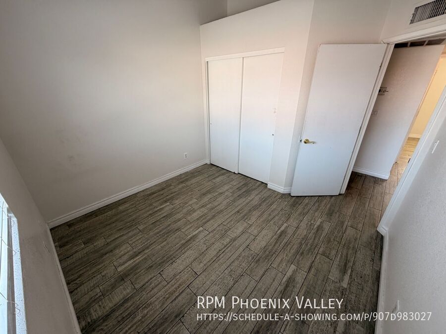 Charming 3Bed /2 Bath Chandler Townhome With *NO* Carpet! property image