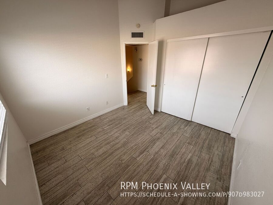 Charming 3Bed /2 Bath Chandler Townhome With *NO* Carpet! property image