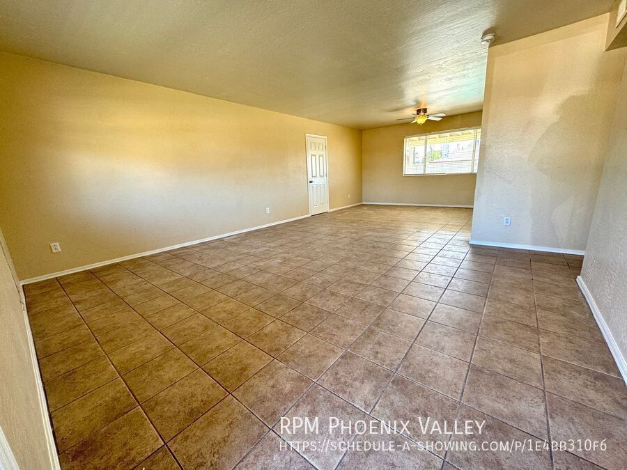 Spacious 4bdm 2Ba Tempe Home with New Kitchen and a Pool! property image