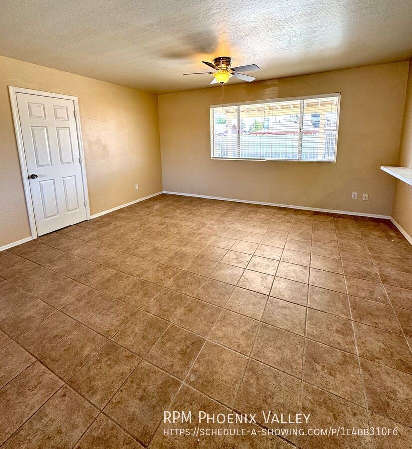 Spacious 4bdm 2Ba Tempe Home with New Kitchen and a Pool! property image