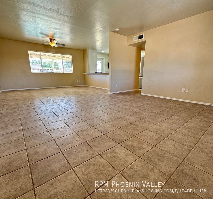 Spacious 4bdm 2Ba Tempe Home with New Kitchen and a Pool! property image