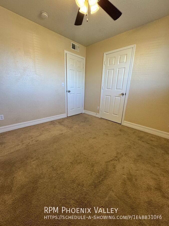 Spacious 4bdm 2Ba Tempe Home with New Kitchen and a Pool! property image