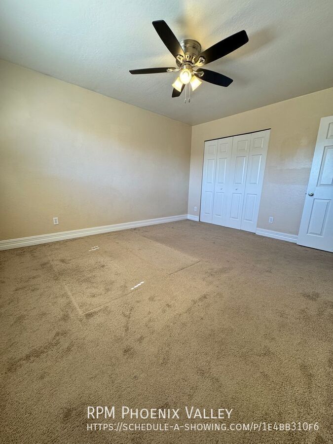 Spacious 4bdm 2Ba Tempe Home with New Kitchen and a Pool! property image