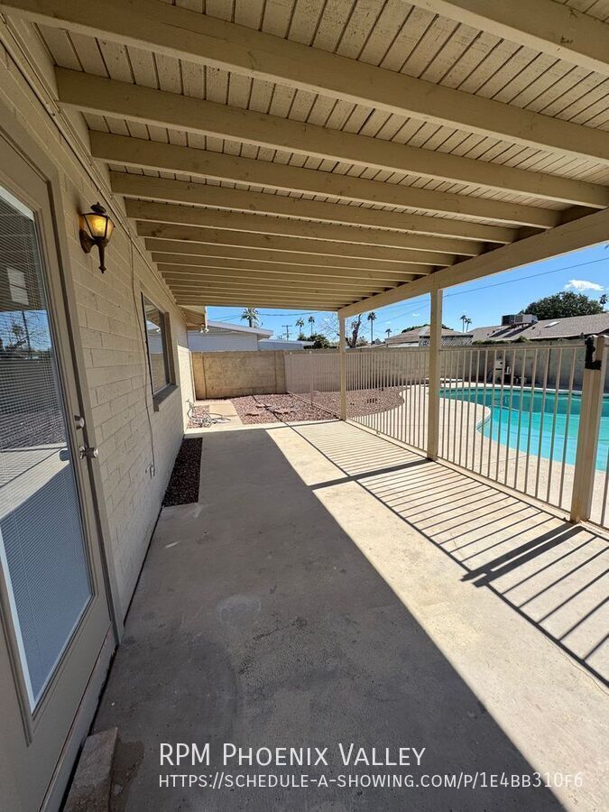 Spacious 4bdm 2Ba Tempe Home with New Kitchen and a Pool! property image