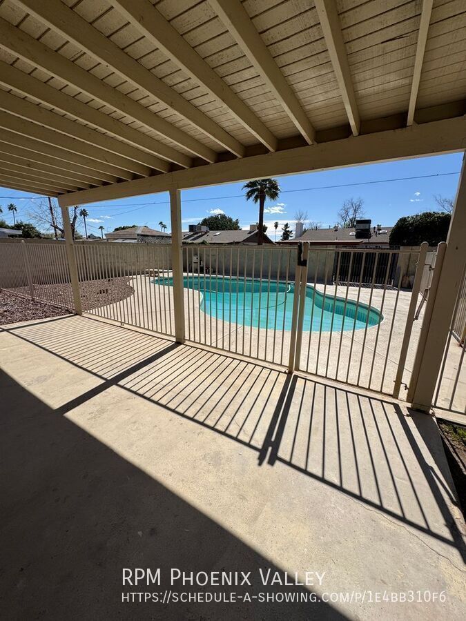 Spacious 4bdm 2Ba Tempe Home with New Kitchen and a Pool! property image
