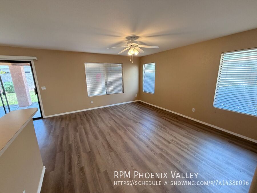 Charming 3Bdm 2Ba N. Phoenix Home with NO Carpets! property image