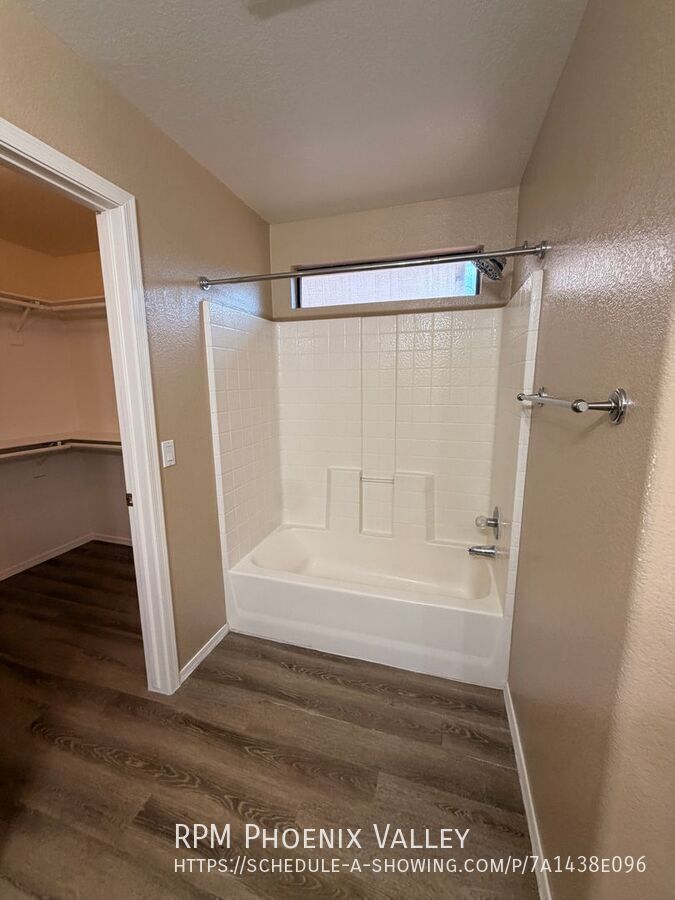 Charming 3Bdm 2Ba N. Phoenix Home with NO Carpets! property image