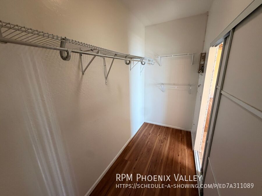 Large 4Bdm 3Ba Avondale Home with a Loft + Pool  and 3 Car Garage property image