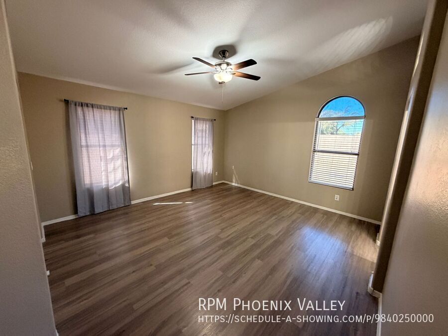 Beautiful 3 Bed / 2 Bath Surprise Home with *NO Carpet* property image