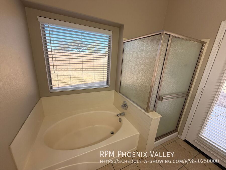 Beautiful 3 Bed / 2 Bath Surprise Home with *NO Carpet* property image