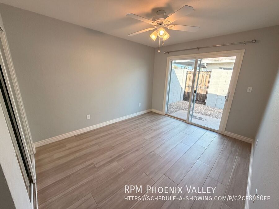 Charming 3 Bedroom, 2 Bathroom Single-Level Apartment in Cozy Phoenix Community property image