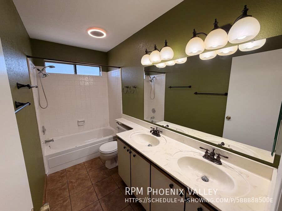 Spacious Glendale Home with No HOA and Swimming Pool! property image