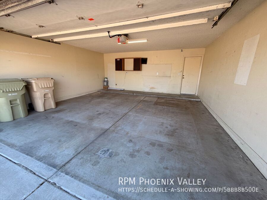 Spacious Glendale Home with No HOA and Swimming Pool! property image