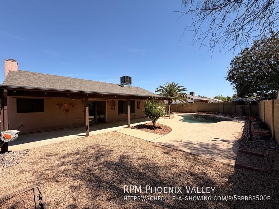 Spacious Glendale Home with No HOA and Swimming Pool! property image
