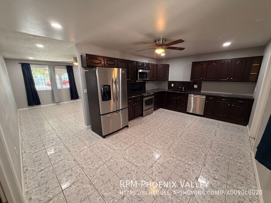 Single Story *NO* Carpet + *NO* HOA Avondale Home For Rent! property image