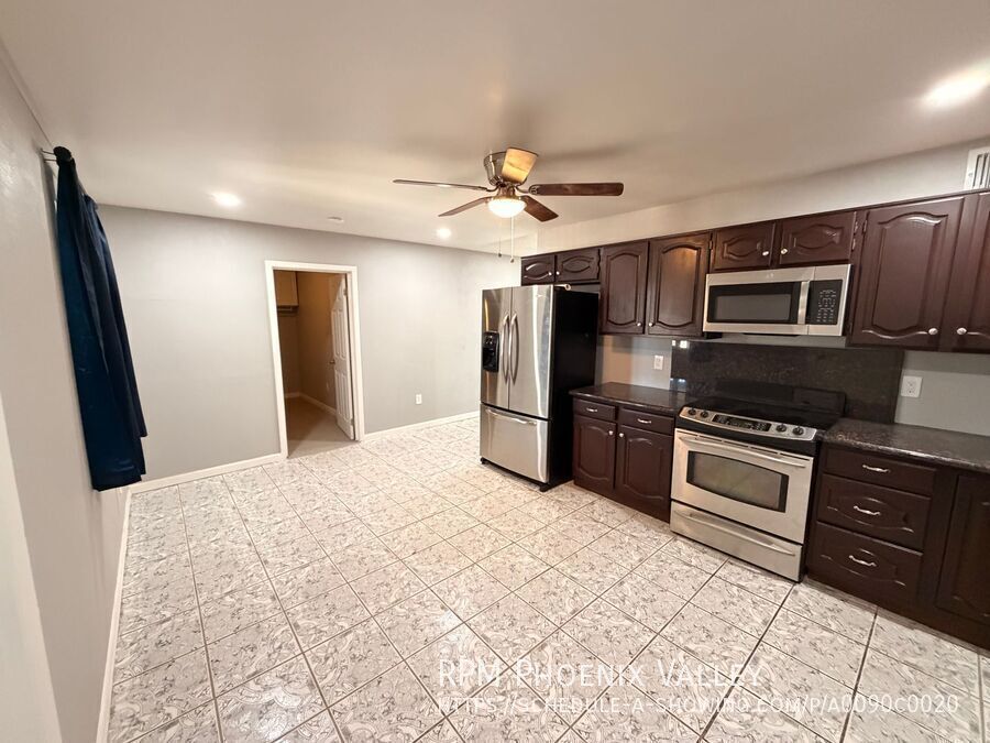 Single Story *NO* Carpet + *NO* HOA Avondale Home For Rent! property image