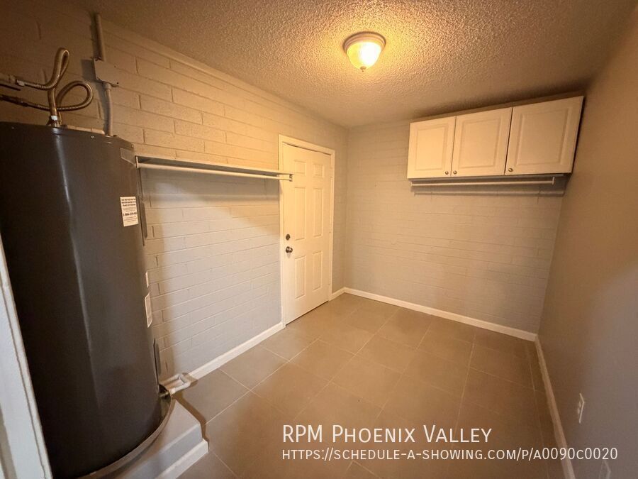 Single Story *NO* Carpet + *NO* HOA Avondale Home For Rent! property image