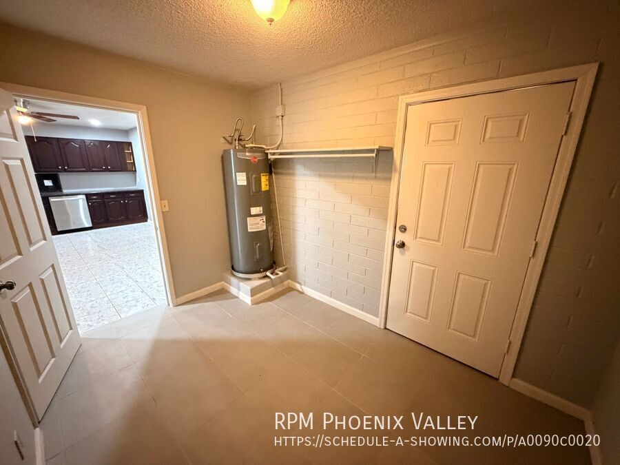 Single Story *NO* Carpet + *NO* HOA Avondale Home For Rent! property image