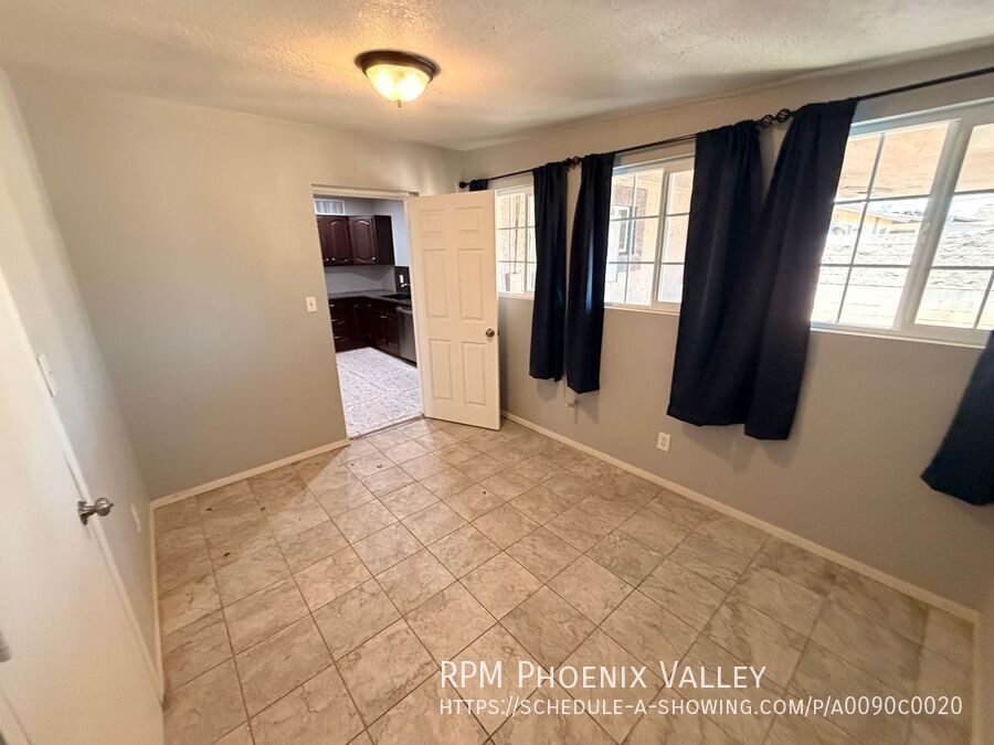 Single Story *NO* Carpet + *NO* HOA Avondale Home For Rent! property image