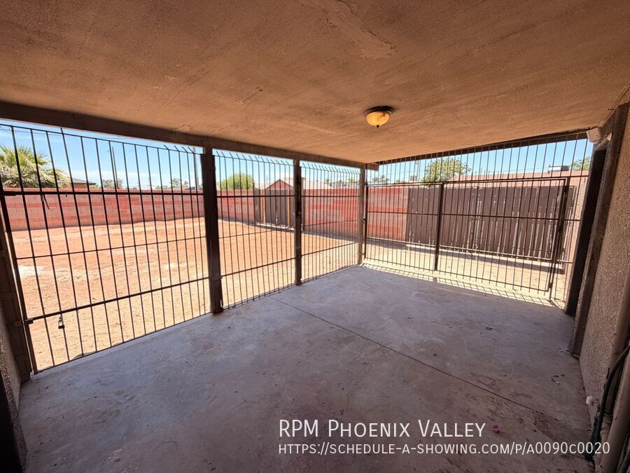 Single Story *NO* Carpet + *NO* HOA Avondale Home For Rent! property image