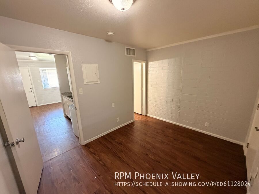 Welcome Home to the Glenn Isle Community! 1Ba 1 Ba unit property image