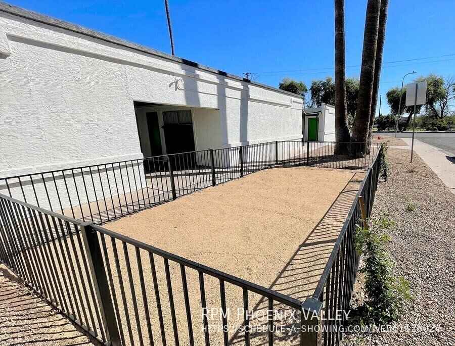 Welcome Home to the Glenn Isle Community! 1Ba 1 Ba unit property image