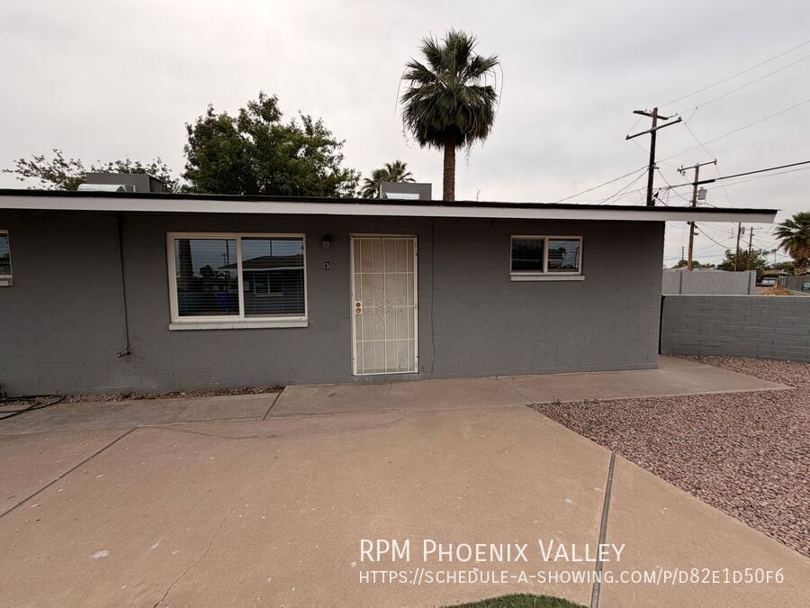 Recently renovated 2/1 Single Story Unit *NO* Carpet Near Phx Sky Harbor Airport! property image