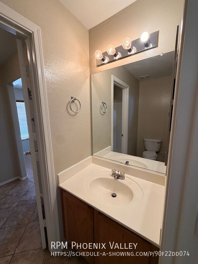 Updated 4x2 Buckeye Home *NO* Carpet & Downstairs Primary Bed! property image