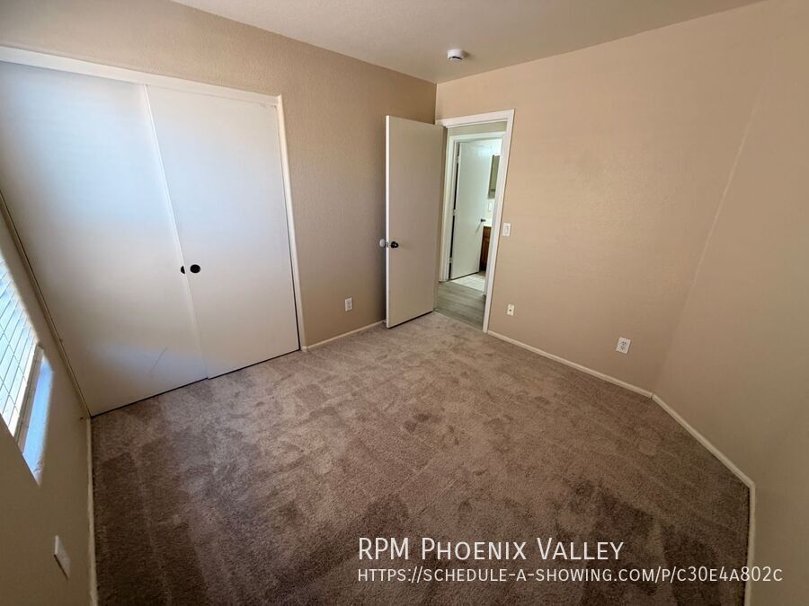 *NEW* Flooring + *NEW* Custom Paint Single Story Goodyear Home 4 Rent! property image
