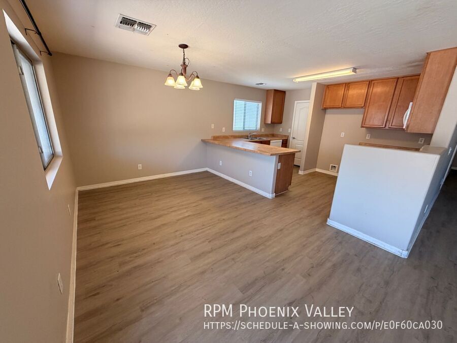 Large Avondale Home W/ Full Bedroom Downstairs and a huge loft! property image