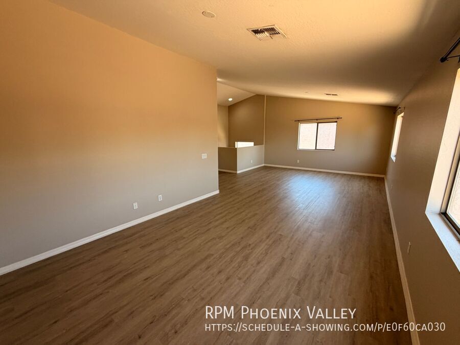 Large Avondale Home W/ Full Bedroom Downstairs and a huge loft! property image