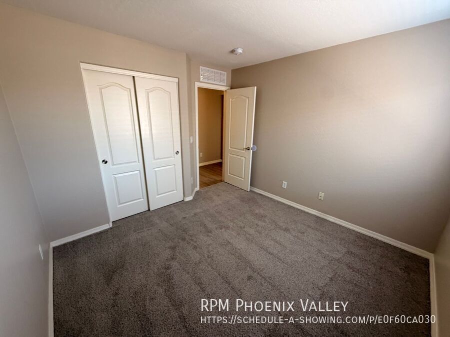 Large Avondale Home W/ Full Bedroom Downstairs and a huge loft! property image