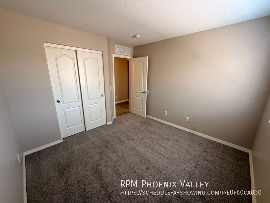 Large Avondale Home W/ Full Bedroom Downstairs and a huge loft! property image